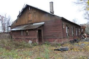 В Великих Луках сносят барак (ФОТО)