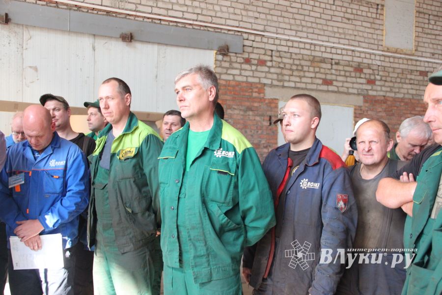 Михаил Ведерников пообщался с сотрудниками заводов «Микрон» и ВОМЗ (ФОТО, ВИДЕО)