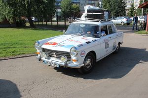 Ретро-автомобили побывали в Великих Луках (ФОТО)