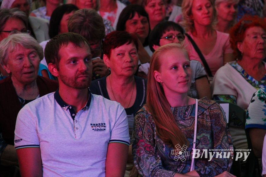 Людмила Чурсина и Пелагея поздравили Великие Луки с 850-летием (ФОТО)