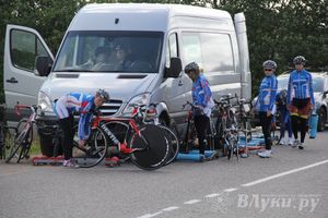 ВЛуки.ру: Состоялся Чемпионат и Первенство России среди девушек по велоспорту в парной гонке.