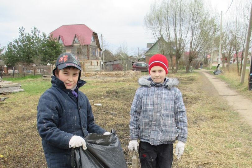 До Лаврино в Великих Луках субботник не дошёл...