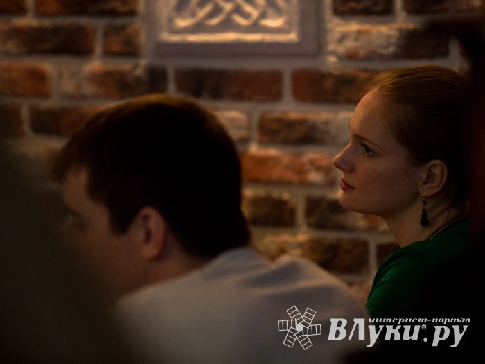 Как отдыхали субботним вечером в Ирладском пабе Великих Лук (фото)