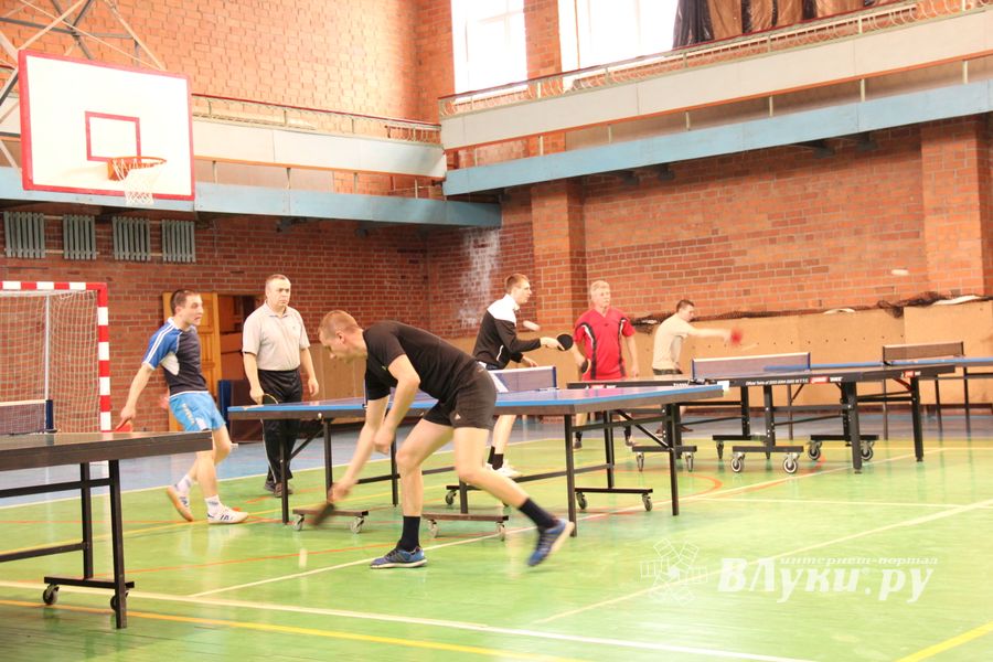 В Великих Луках прошел Кубок города по настольному теннису