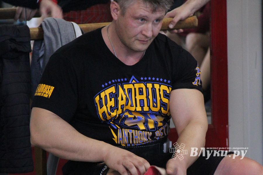 Первенство города Великие Луки по пауэрлифтингу и жиму лежа