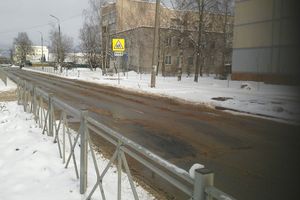 На улице Печорской появился лежачий полицейский (ФОТО)