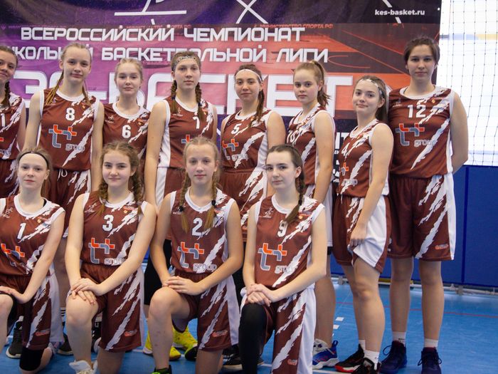 Великолукские школьницы — победители регионального этапа Чемпионата ШБЛ «КЭС-БАСКЕТ» (ФОТО)