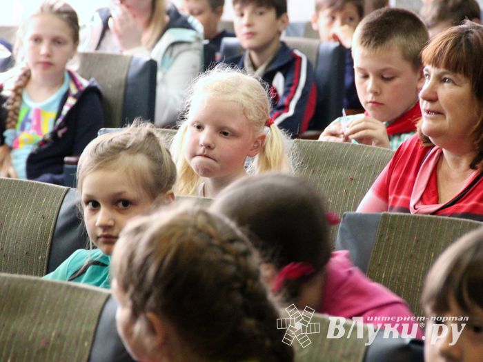 В школе №12 состоялась презентация мультфильма «Как Луки стали Великими» (ФОТО)