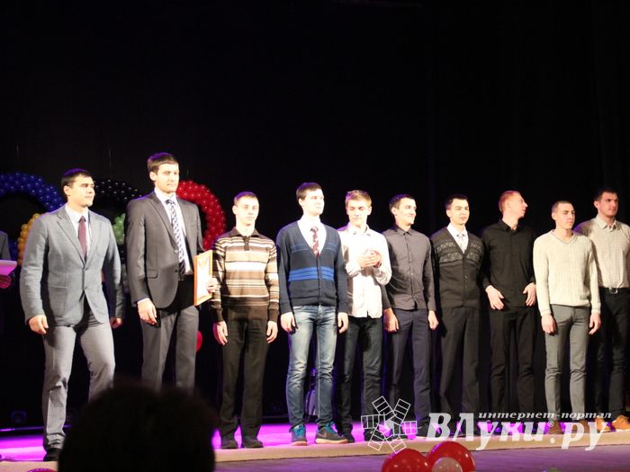 В Великих Луках наградили лучших спортсменов