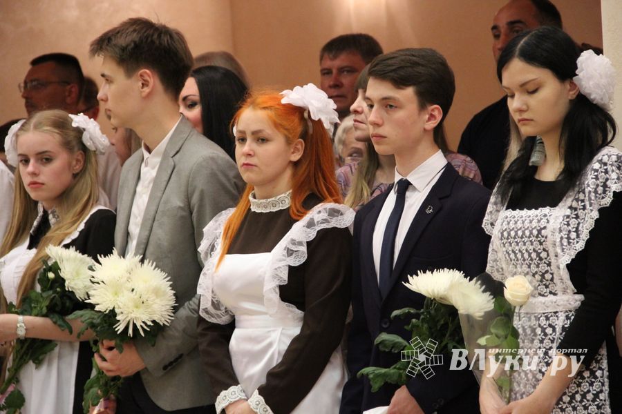 В школе №13 прошел «Последний звонок» (ФОТО)