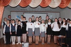 «Урок мужества» провели для псковских учащихся полицейские и общественники (фото)