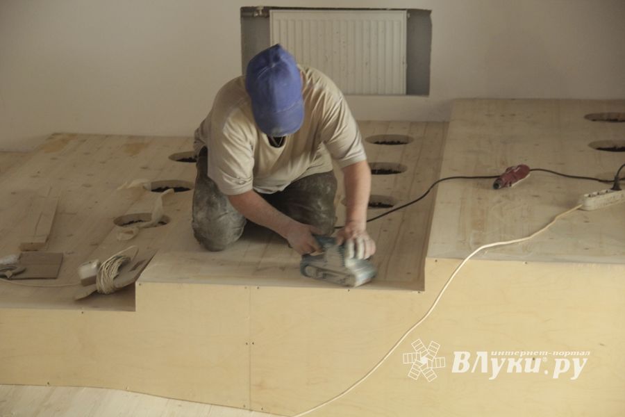 Пресс-тур по великолукскому драмтеатру (ФОТО)