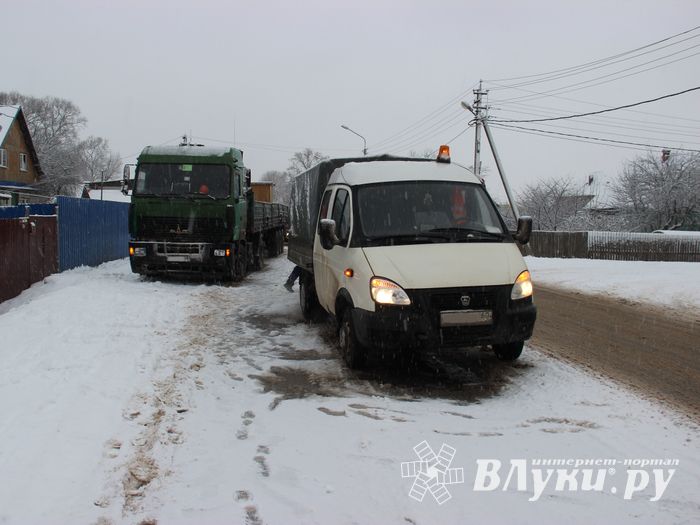 ДТП в Великих Луках на улице Горицкой (ФОТО)