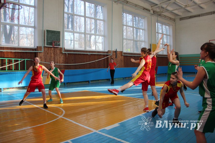 Великолучанки завоевали золото на открытом турнире по баскетболу (ФОТО)