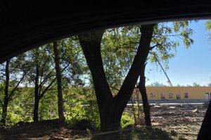 Будущий госпиталь «обзавелся» стенами (ФОТО)