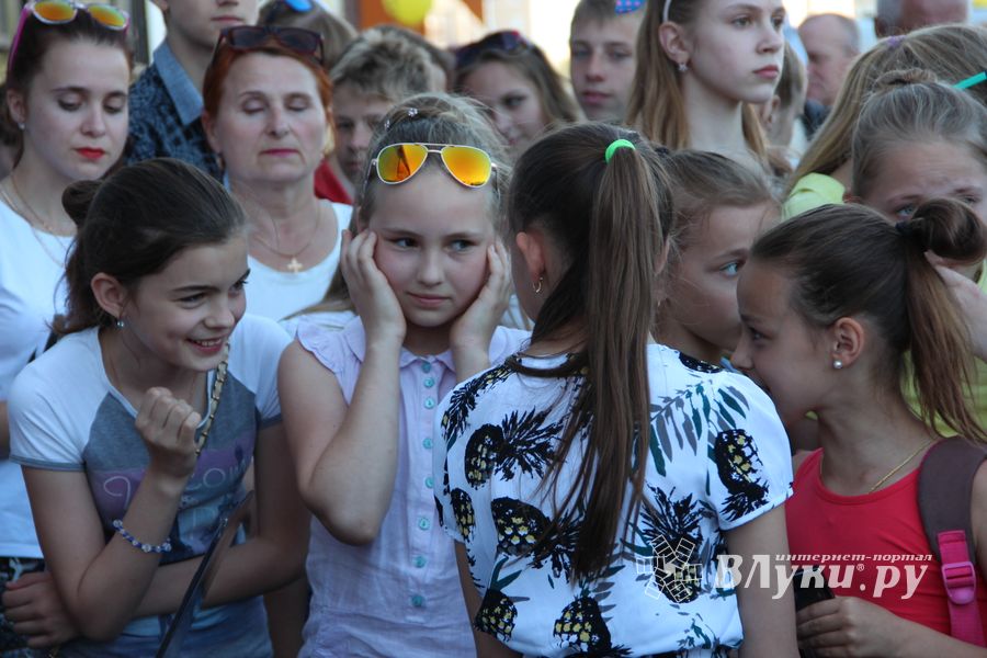 В Великих Луках прошел «День защиты детей» (ФОТО)