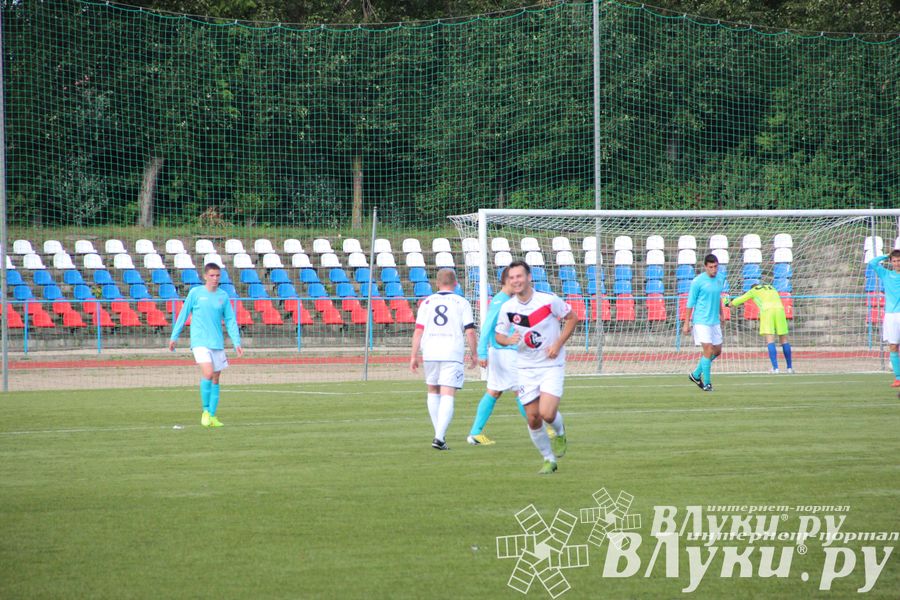 В Великих Луках состоялся матч «Луки-Энергия» — «Звезда» (Санкт-Петербург)