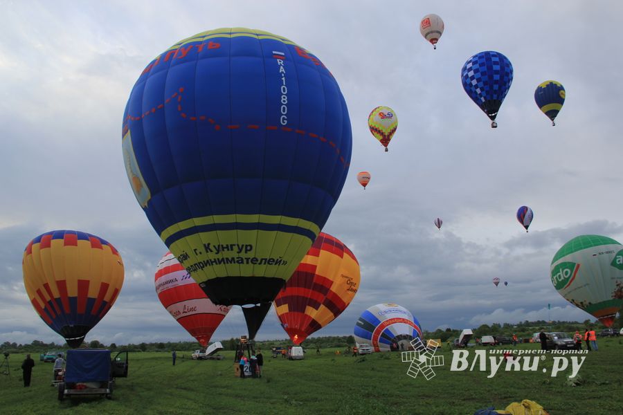 Спортивный полет над Великими Луками (ФОТО)