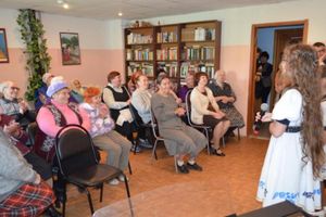 ДМШ №3 подарили хорошее настроение людям «золотого» возраста «Центра социального обслуживания города Великие Луки» (фото)