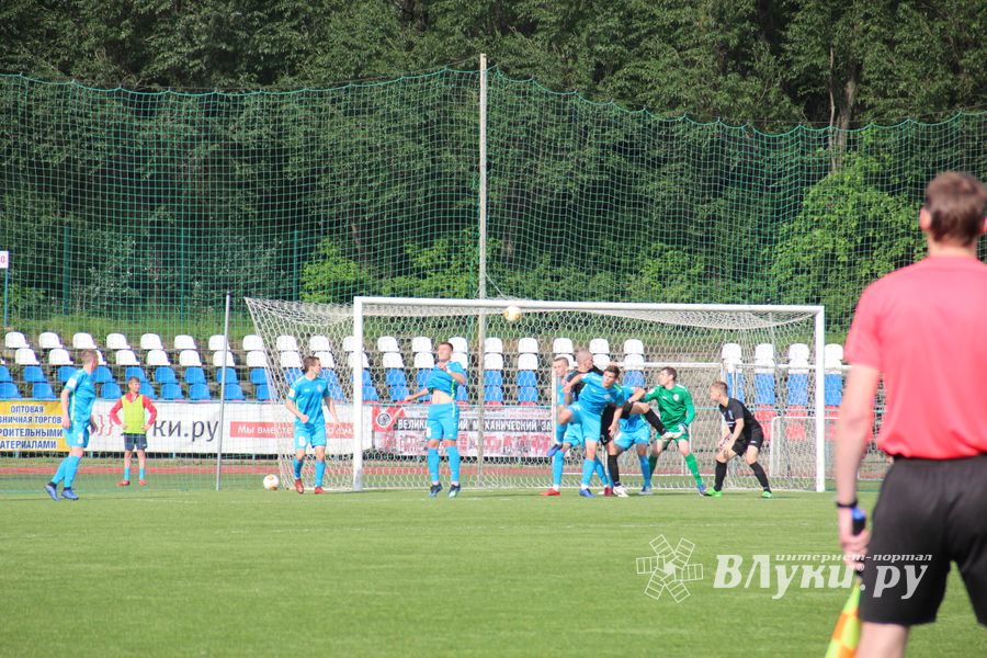 «Луки-Энергия» терпит второе домашнее поражение  (ФОТО)