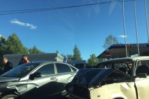 ДТП на Октябрьском в Великих Луках (ФОТО)