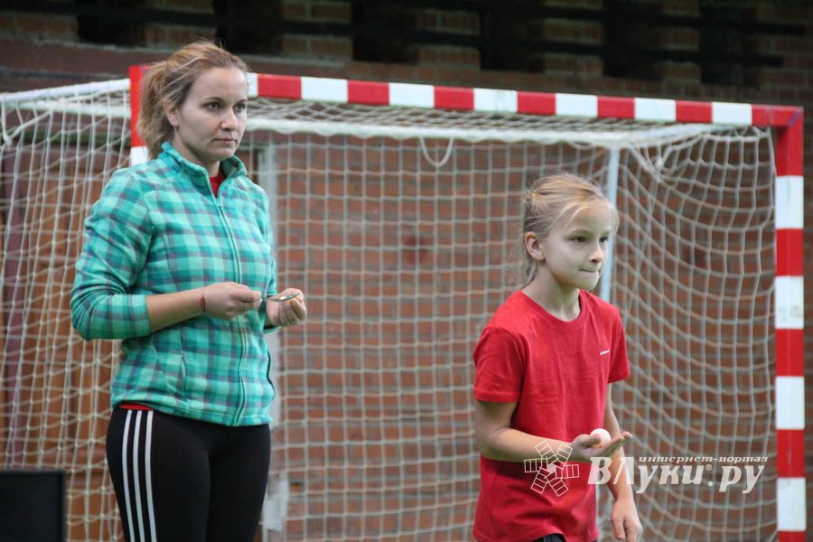 Конкурс «Папа, мама, я - спортивная семья» прошел в Великих Луках (ФОТО)