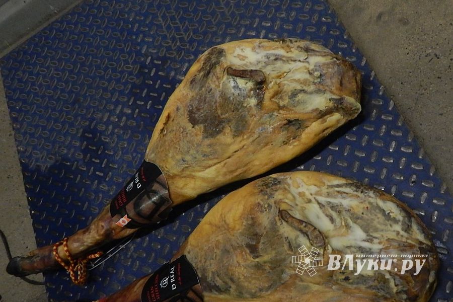 В Псковской области сожгли почти 17 кг хамона (ФОТО)