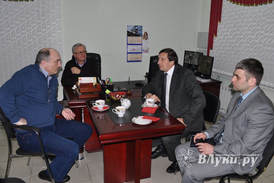 Т. М. Кебеков: «Совместная работа прокуратуры, предпринимателей и городской власти дает заметный положительный эффект» (фото)