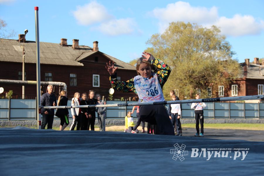 «Шиповка юных» среди великолукских школьников (фото)