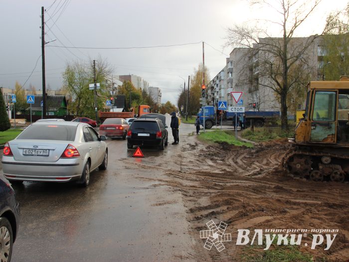 ДТП на улице Мурманской в Великих Луках (ФОТО)