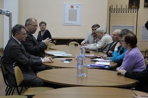 В великолукской городской библиотеке состоялся круглый стол на тему увековечения памяти о Первой мировой войне (фото)