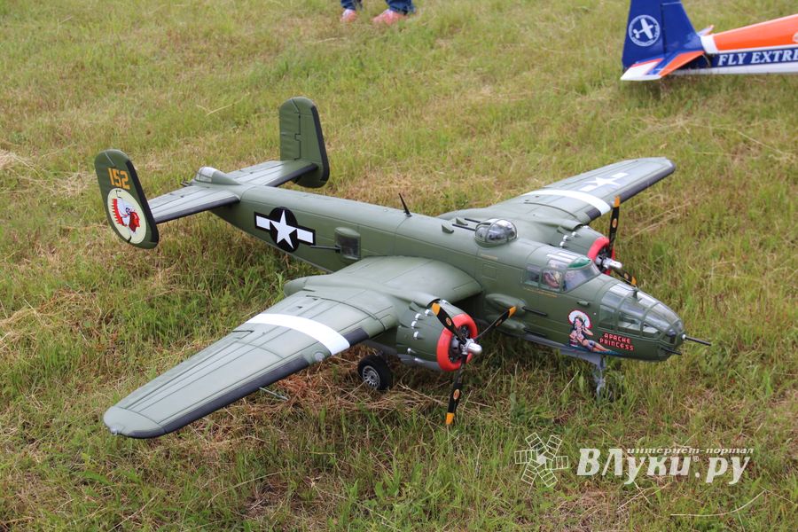 В Великих Луках проходит 7-й Фестиваль авиамодельного спорта (ФОТО)