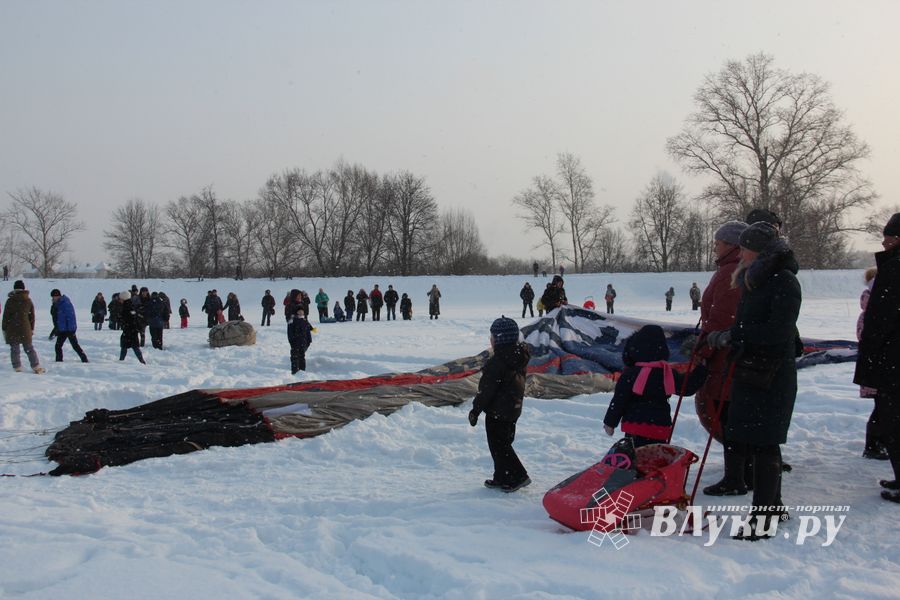 Великолукские пилоты присоединились к Рождественской фиесте «Яблоки на снегу» (ФОТО)