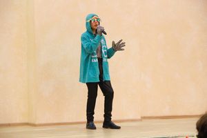 Великолукским учителям признались в любви (ФОТО)