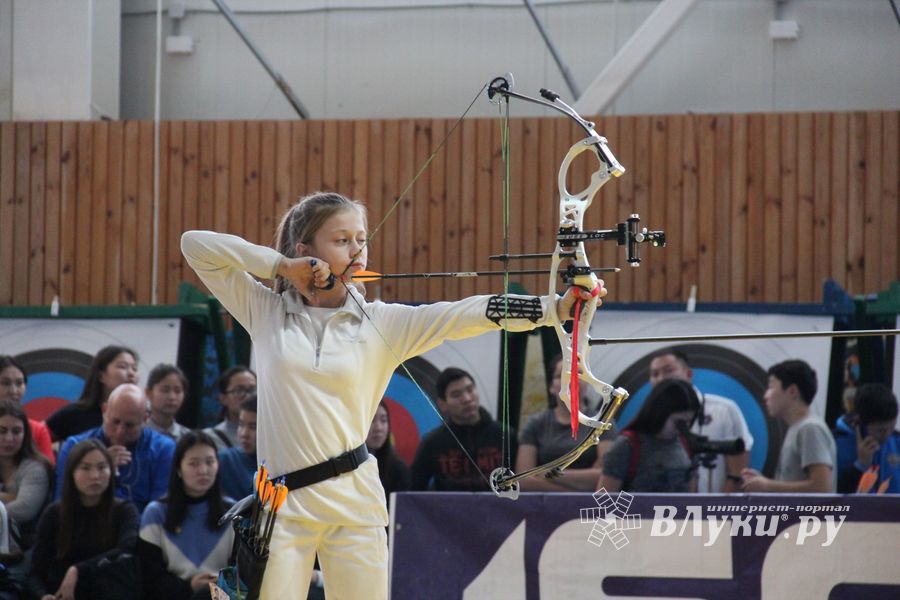 В Великих Луках завершились соревнования по стрельбе из лука «Надежды России» (ФОТО)
