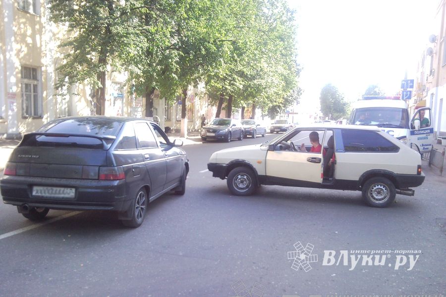 ДТП на улице Некрасова (фото)