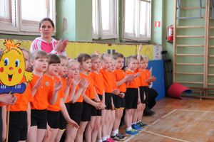 В Великих Луках стартовали спортивные соревнования среди дошколят «Юные олимпионики»