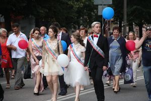 Великолукской «Бригантине» пришлось поплавать под дождём (ФОТО)