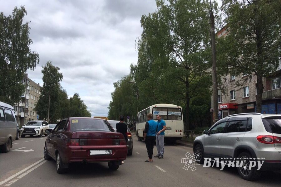 ДТП на пр. Гагарина (ФОТО)