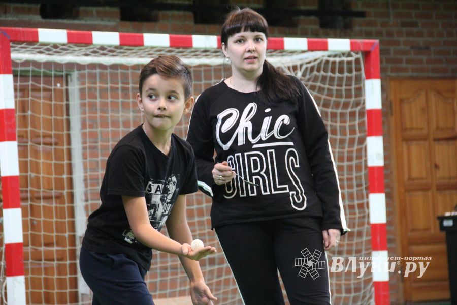 Конкурс «Папа, мама, я - спортивная семья» прошел в Великих Луках (ФОТО)