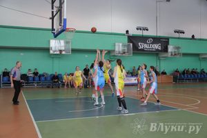 Игра за 3 место СОШ 12, Великие Луки — Гимназия Невель (девушки)