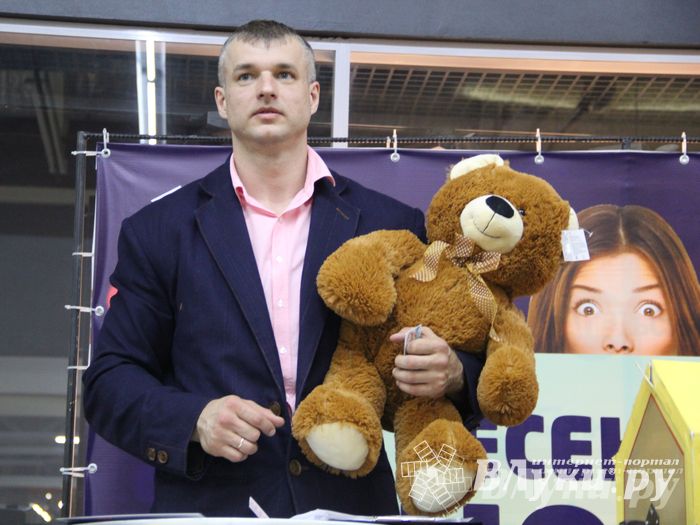 В ТЦ «Апельсин» прошла весенняя ночь распродаж