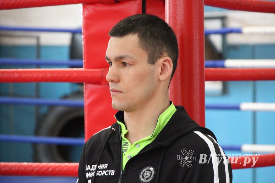 Мухаммад Шехов готовится к следующему бою (ФОТО)