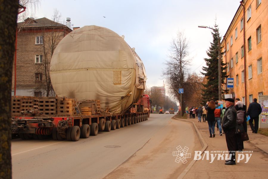 Теперь у всех великолучан есть фото или видео с «Тяжмаш» (ФОТО)