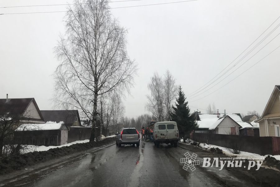 На ул. Гражданской ведётся ямочный ремонт (ФОТО)