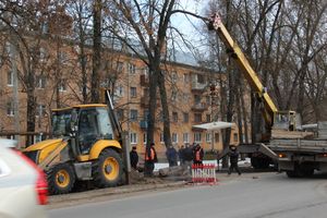 На пр. Гагарина идёт ремонт теплотрассы (ФОТО)