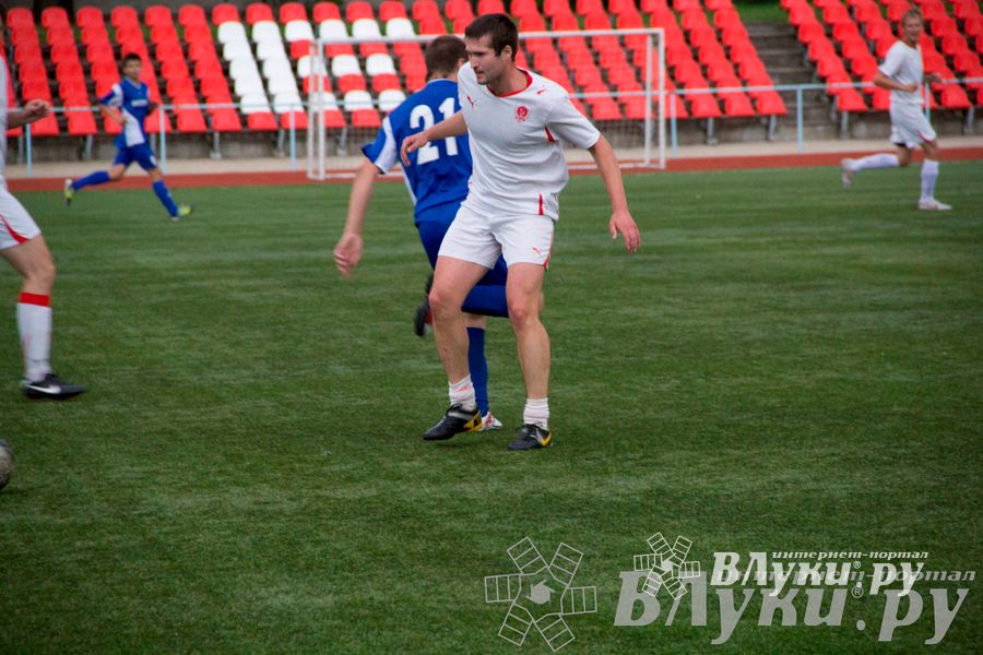 Футбольный матч «Экспресс-2» — «КПРФ»