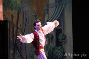 Санкт-Петербургский музыкальный театр представил зрителям мюзикл «Труффальдино из Бергамо» (фото)