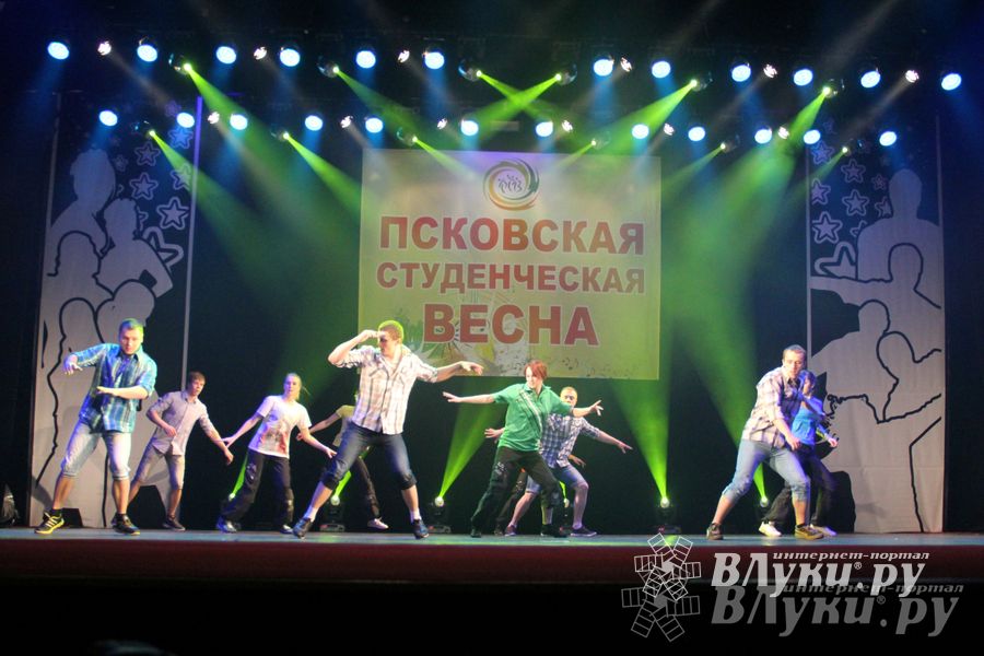 Великолучанка примет участие во всероссийской «Студенческой весне-2015» во Владивостоке