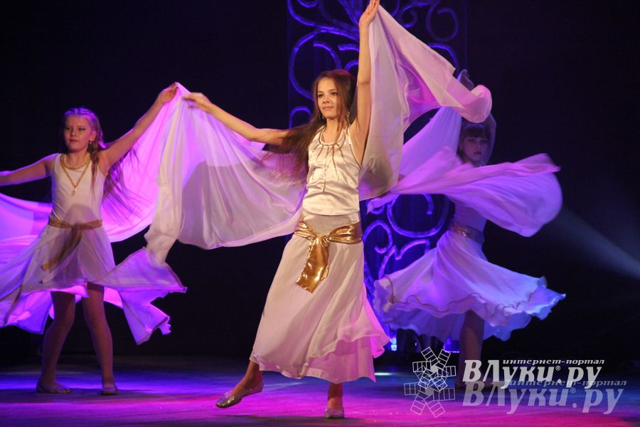  В ДК им. Ленина состоялся отчетный концерт студии восточного танца «Восточные сладости» (фото)